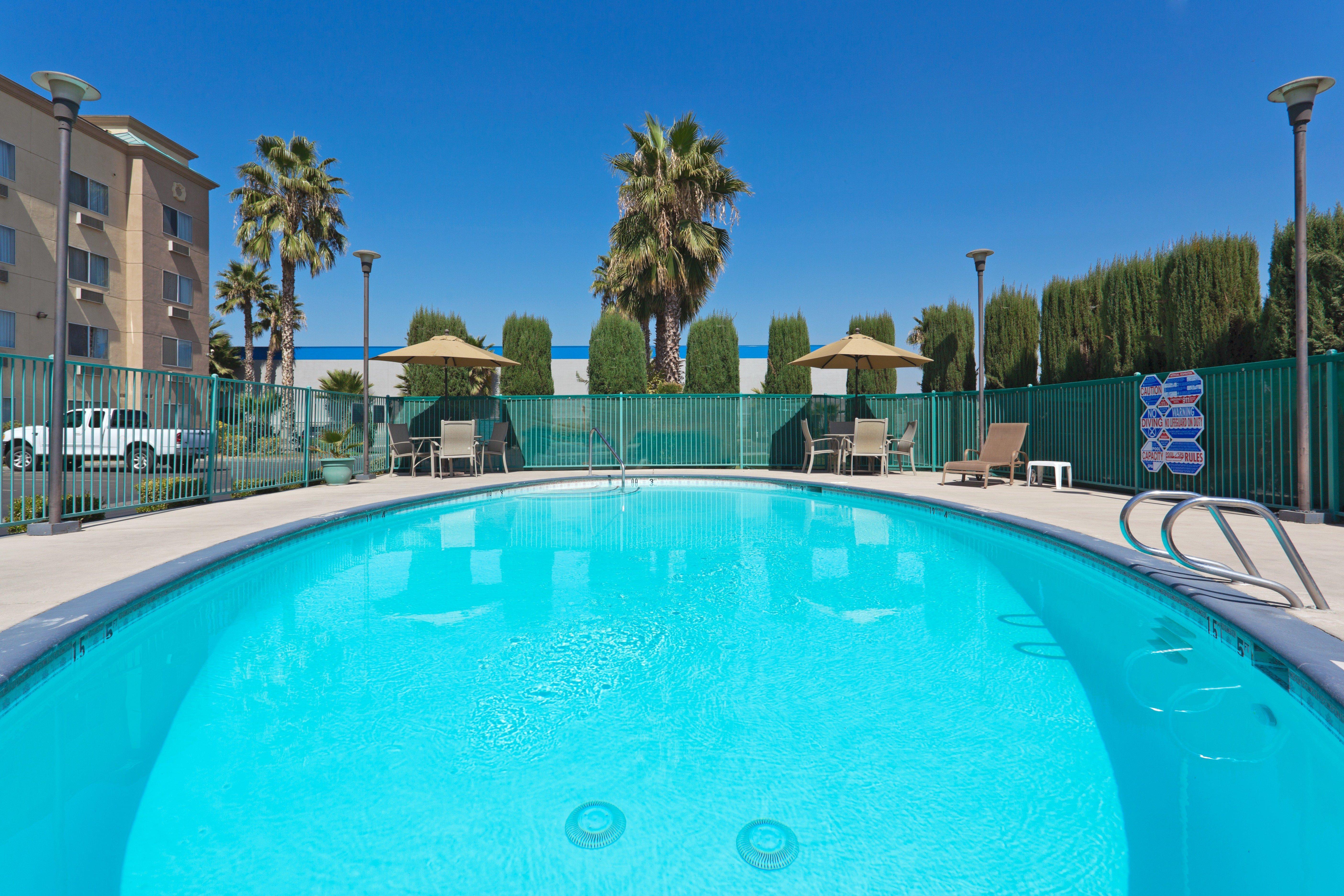 Express By Ihg 2* Bakersfield